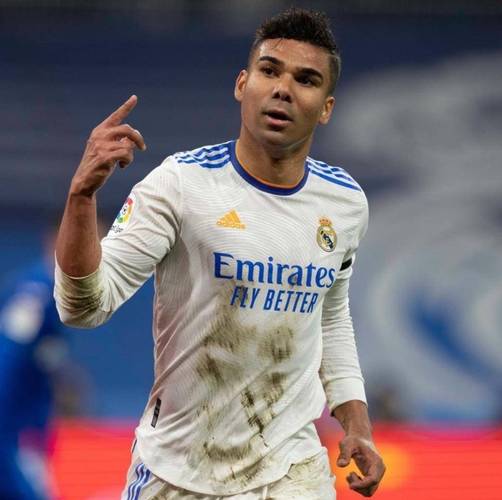 卡塞米罗收到国米邀请！曼联清洗背后，藏着怎样的算计