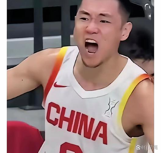 国字号后卫！高诗岩9中7砍下18分9助3断正负值+16