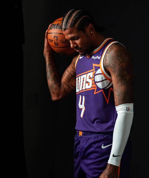 杰伦格林：只要保持健康我们能和任何顶尖球队一较高下