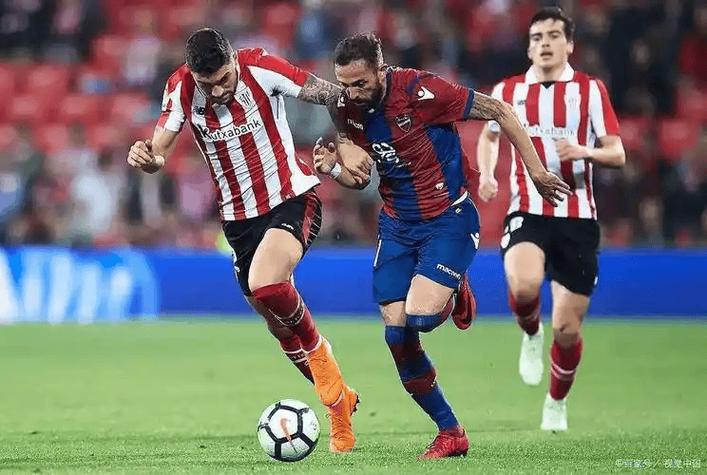 丹麦40大胜北马其顿进附加赛决赛达姆斯高传射伊萨克森98秒2球