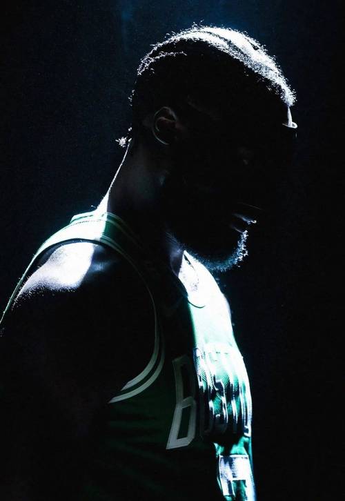 杰伦布朗：主场击败联盟第1的队伍感觉太棒了我太想赢下这场了