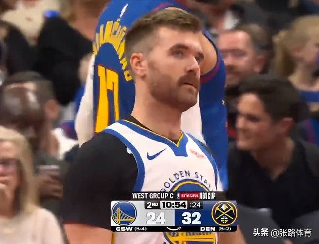 雪上加霜，勇士队在负于掘金队的比赛中失去了波斯特，他脚伤离场