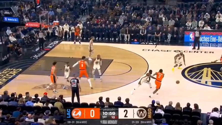 加兰在快船生涯的开局表现令人印象深刻，甚至连伦纳德也为之折服