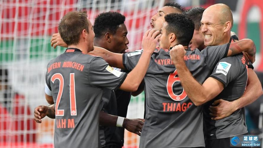 记者：安德烈科斯蒂奇转会费350万欧+450万欧奖金+二转分成