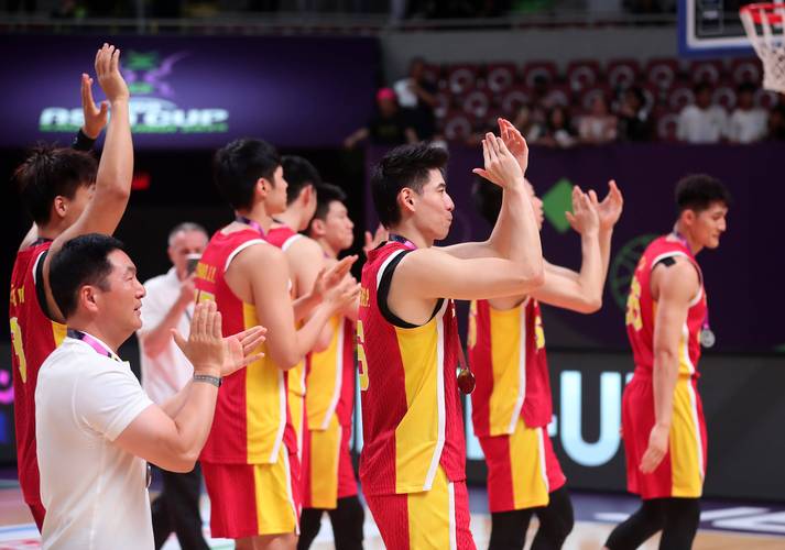 2015男篮亚锦赛中国队阵容，2015男篮亚锦赛数据？