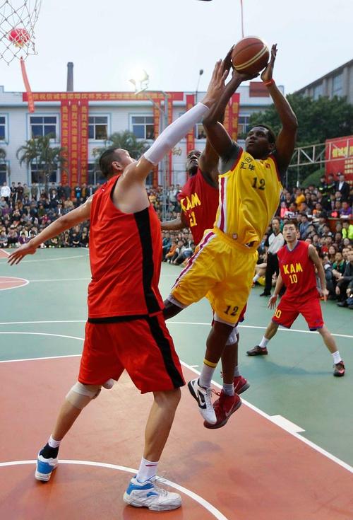 nba背靠背比赛是什么意思，nba 背靠背？