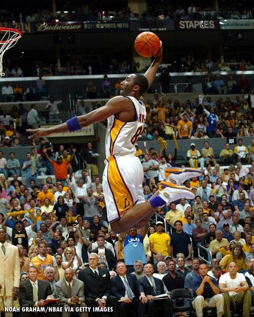 2004湖人vs活塞比分，2004年湖人vs活塞？