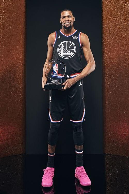 杜兰特全明星mvp是哪一年，杜兰特第一次全明星mvp